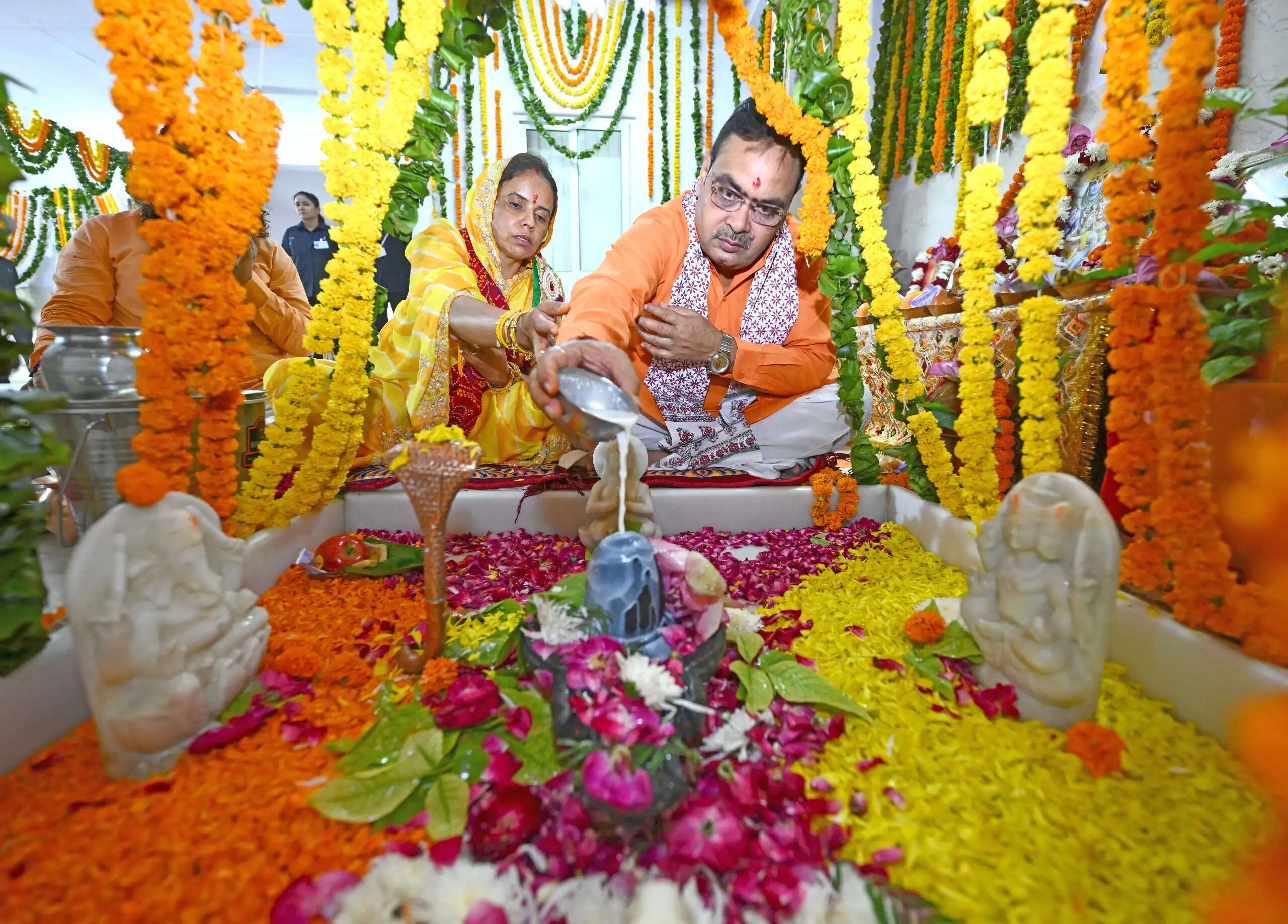 मुख्यमंत्री भजनलाल शर्मा ने किया भगवान शिव का अभिषेक