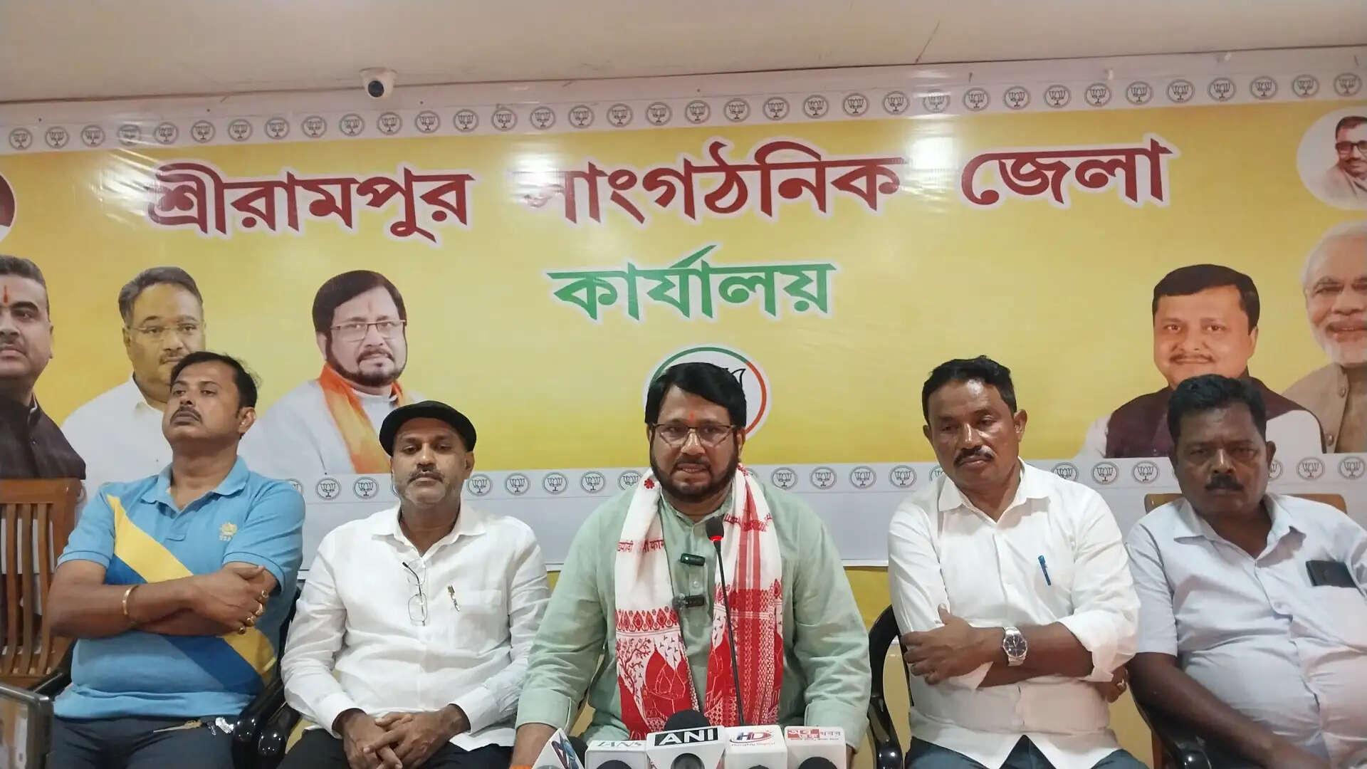 श्रीरामपुर सांगठनिक जिला भाजपा अध्यक्ष सुमन घोष&nbsp;ने गिनवाई भाजपा सरकार की 100 दिन की उपलब्धियां