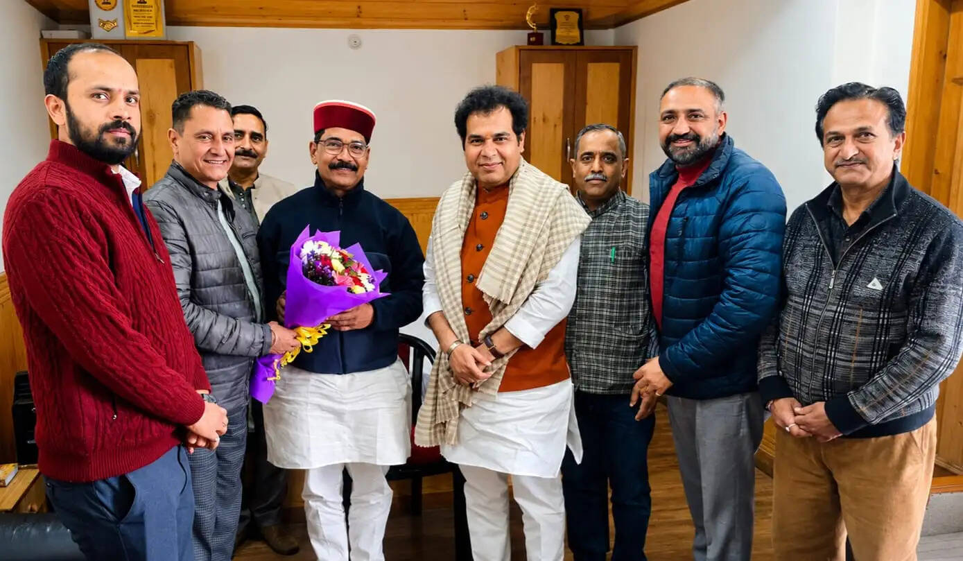 भाजपा ने निकाय-पंचायत चुनाव के लिए बनाई रणनीति, कांग्रेस पर ईवीएम को लेकर साधा निशाना