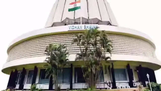 महाराष्ट्र विधानसभा में ‘महाराष्ट्र धर्म स्वतंत्रता अधिनियम 2026’ विधेयक पेश