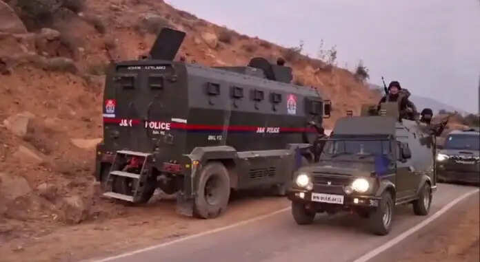 बांदीपुरा मुठभेड़ में दो पुलिसकर्मी घायल