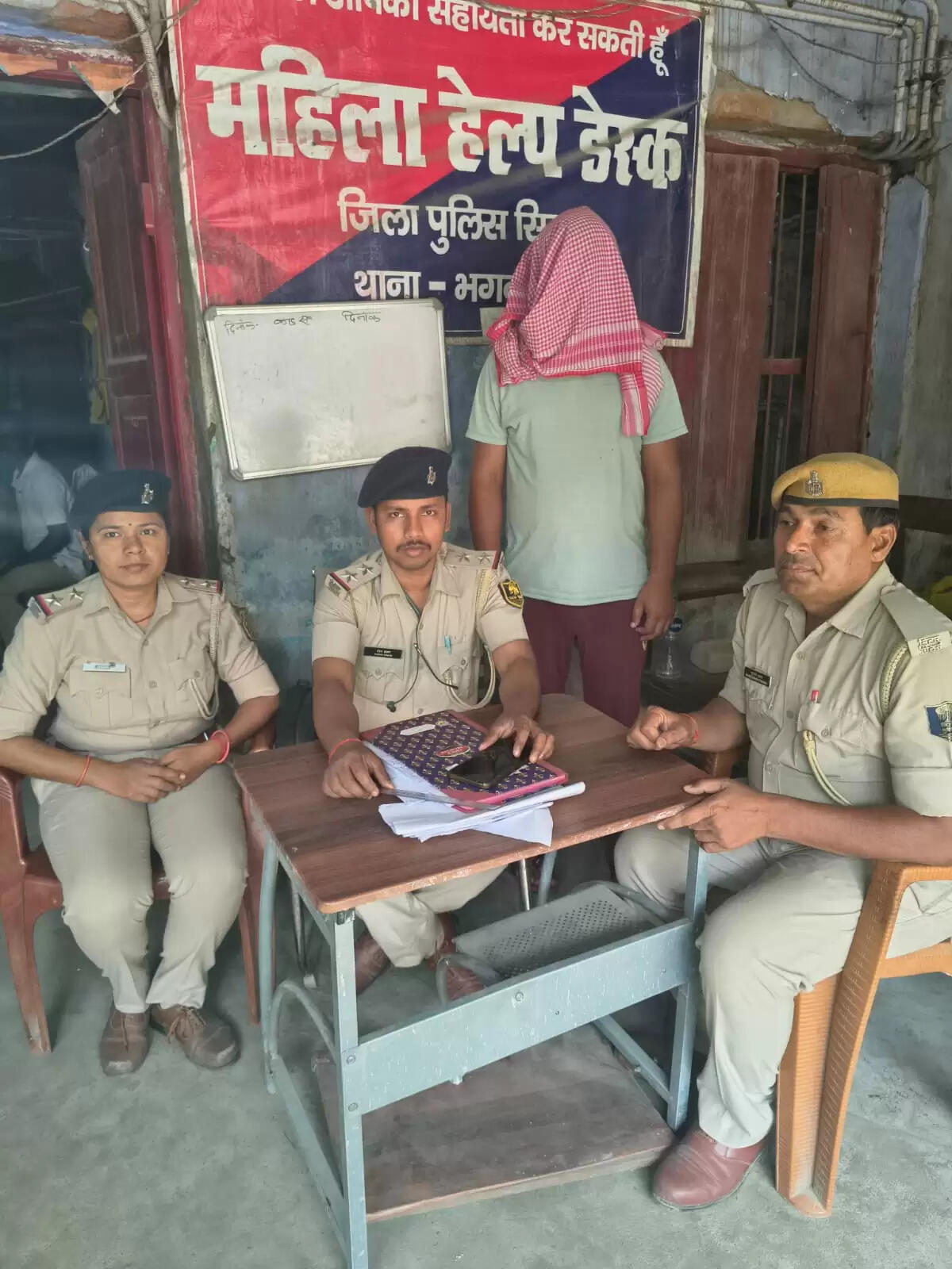 टॉप-10 अपराधी प्रदीप कुमार सिंह एसटीएफ व पुलिस के संयुक्त ऑपरेशन में गिरफ्तार