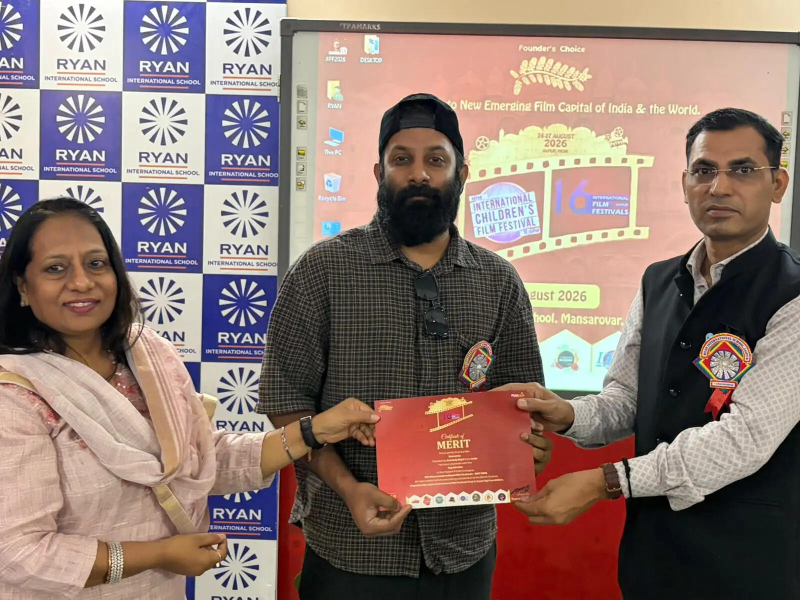 फिल्मों के जरिए बच्चों ने जाना दुनिया का सिनेमा और नई तकनीक