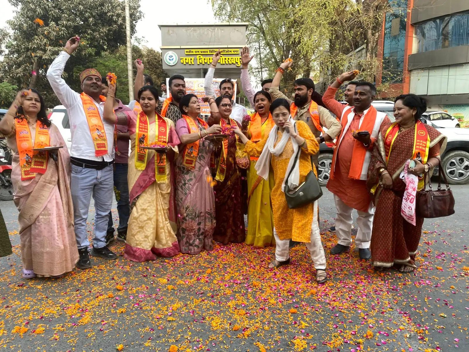 आरएसएस के वर्ष प्रतिपदा उत्सव एवं पथ संचलन का हिंदू सुरक्षा सेवा संघ ने किया भव्य स्वागत