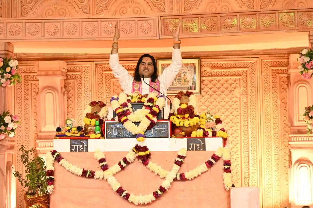 वृंदावन न जा सके तो गोविंद देव जी के दर्शन से ही प्रिय-प्रियतम की प्राप्ति : देवकीनंदन ठाकुर