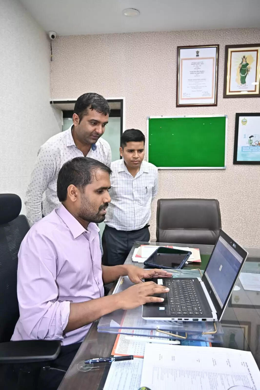 ई-ऑफिस में धमतरी की उल्लेखनीय छलांग