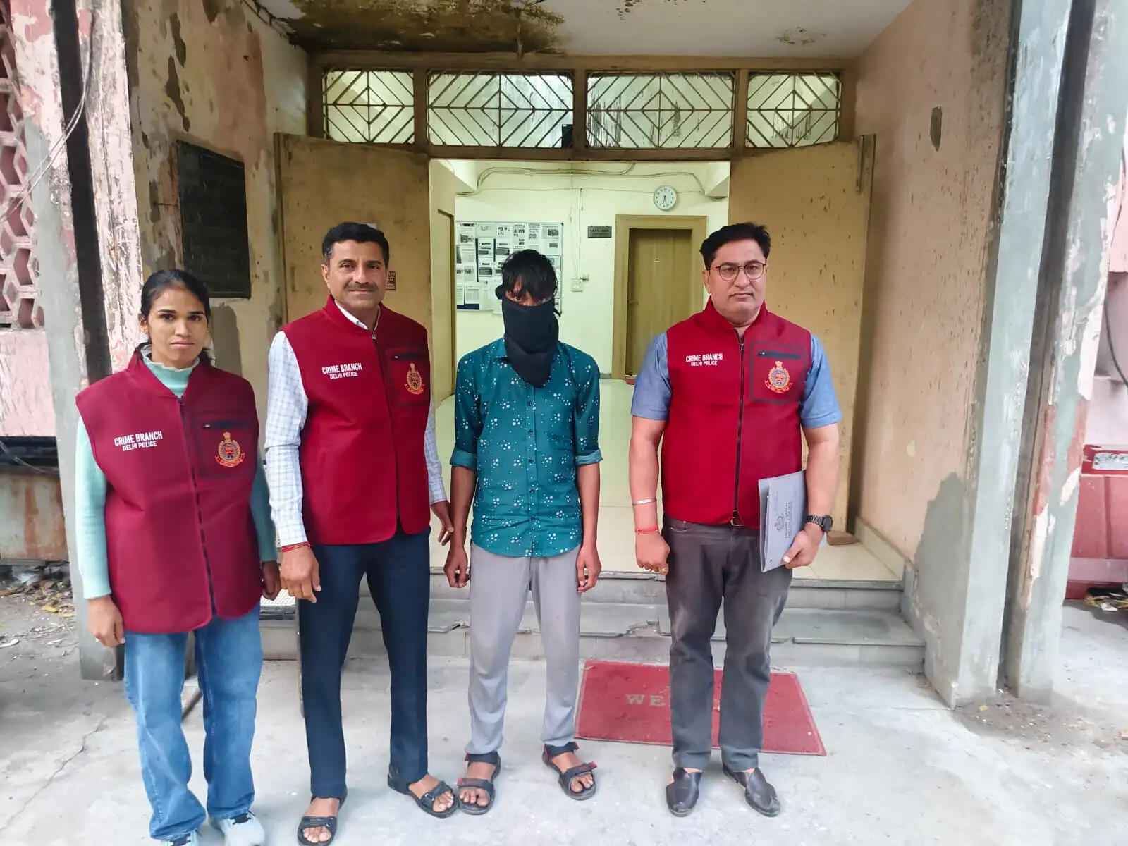 लूट, झपटमारी और हत्या के प्रयास का आरोपित दबोचा