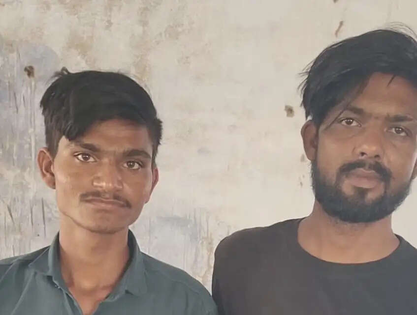 दो शातिर वाहन चोर गिरफ्तार