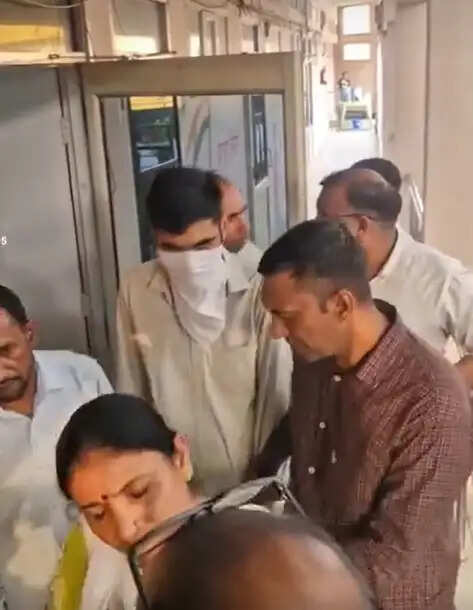 कैथल नगर परिषद में 18 हजार रिश्वत लेते कंप्यूटर ऑपरेटर गिरफ्तार