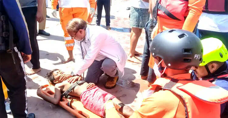 मॉक अभ्यास :  हरिद्वार में आपदा जैसी स्थिति, कई स्थानों पर भगदड़, राहत एवं बचाव कार्य जारी