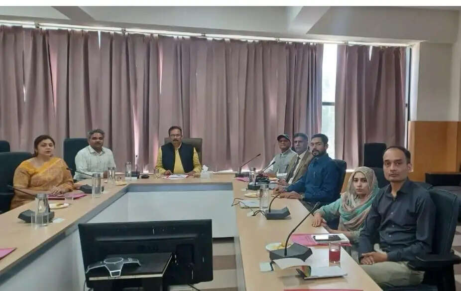 केंद्रीय विश्वविद्यालय जम्मू में डीबीटी समर्थित एम.एससी. बायोटेक्नोलॉजी कार्यक्रम की समीक्षा बैठक आयोजित