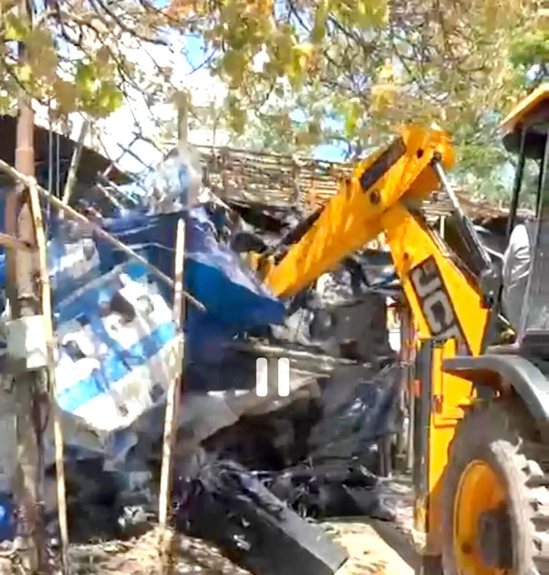 चारधाम यात्रा की तैयारियां: अतिक्रमण हटाओ अभियान, 100 से अधिक झोपडि़यां ध्वस्त