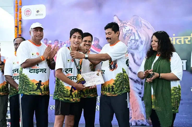 भोपालः वन विहार में रन फॉर टाइगर का भव्य आयोजन, 600 नागरिकों ने लगाई बाघ संरक्षण की दौड़