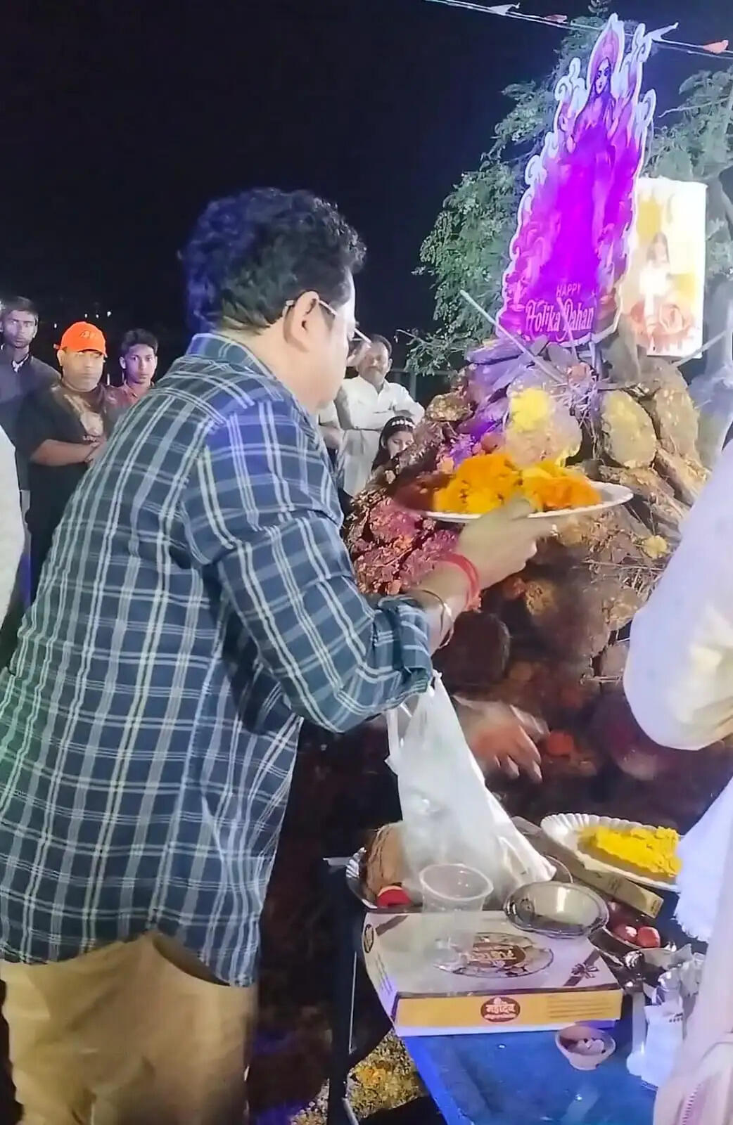 अनूपपुर: होली के रंग में पहले दिन चंद्रग्रहण का असर, गलियों में रंग गुलाल की नहीं रहीं बौछार