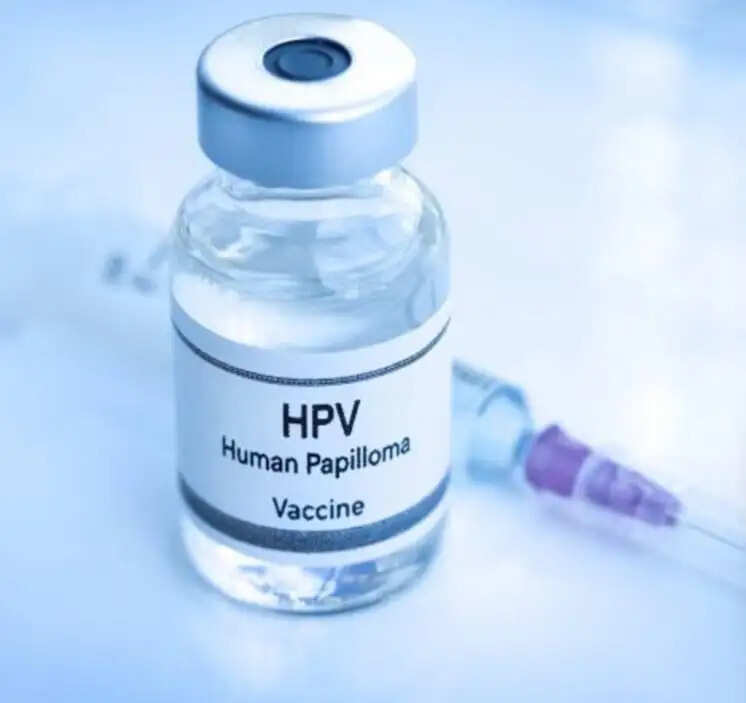 टीकाकरण में राजगढ़ जिला प्रदेश में दूसरे पायदान पर