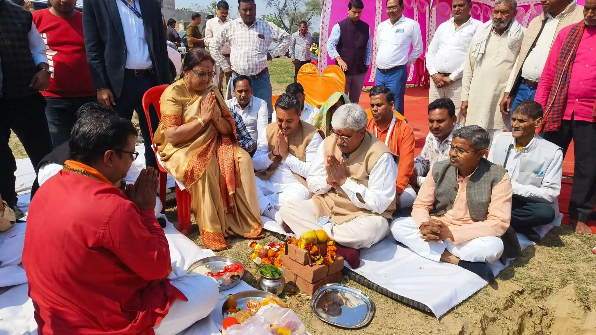 अनाथ व बेसहारा बच्चों को स्नेहपूर्ण पारिवारिक वातावरण प्रदान करते हैं बालगृह : बेबी रानी मौर्य