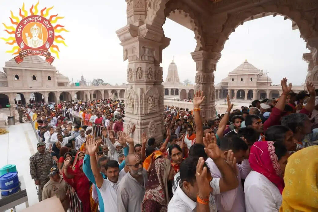 (लीड) श्रीराम जन्मोत्सव पर दिखा आस्था व विज्ञान का अद्भुत मिलन, भगवान सूर्य की किरण ने किया रामलला का मस्तकाभिषेक