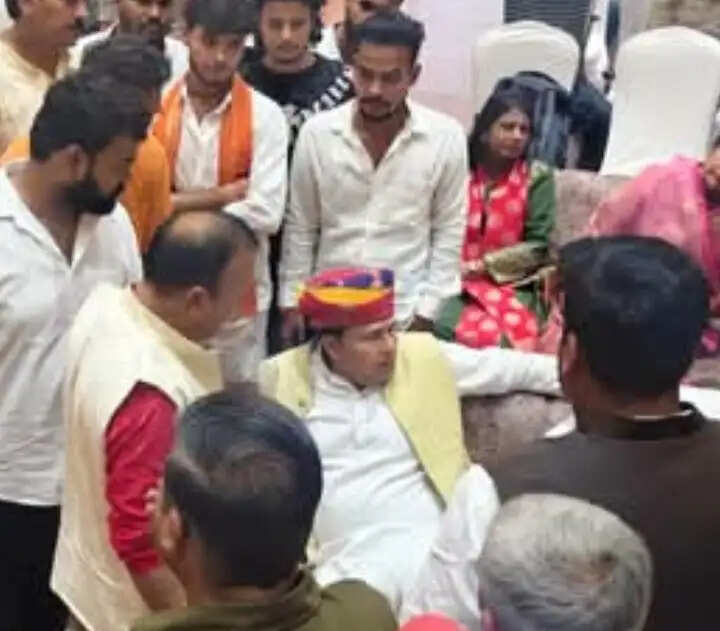 हिंदू युवा वाहिनी के कार्यक्रम स्थल के अनुमति रद्द होने से नवीन टीम में आक्रोश