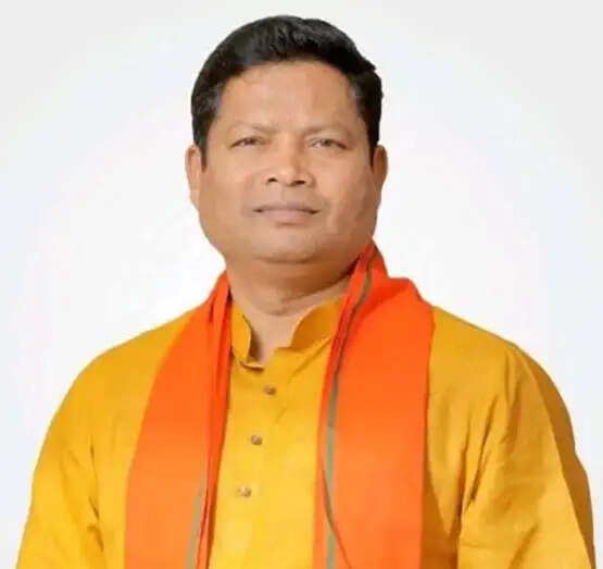 संभावित बाढ़ की स्थिति को देखते हुए प्रशासन से समन्वय बनाकर करें जनसेवा : महेश गागड़ा