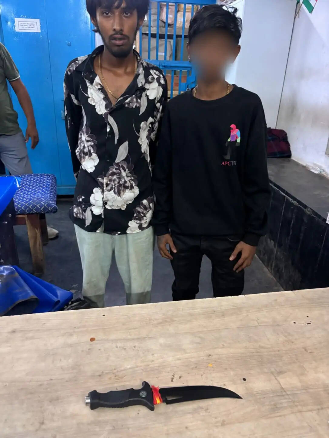 चाकू, गुंडागर्दी और अवैध शराब पर रायपुर पुलिस का शिकंजा, दो दिनों में 10 आरोपितों पर कार्रवाई