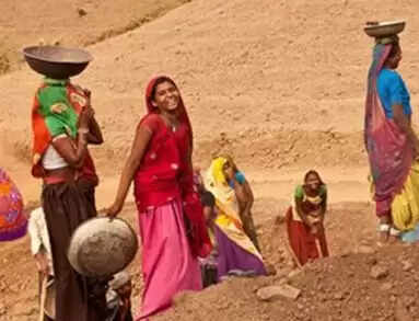 यूपी में मनरेगा से रिकॉर्ड 48 लाख से अधिक परिवारों को रोजगार