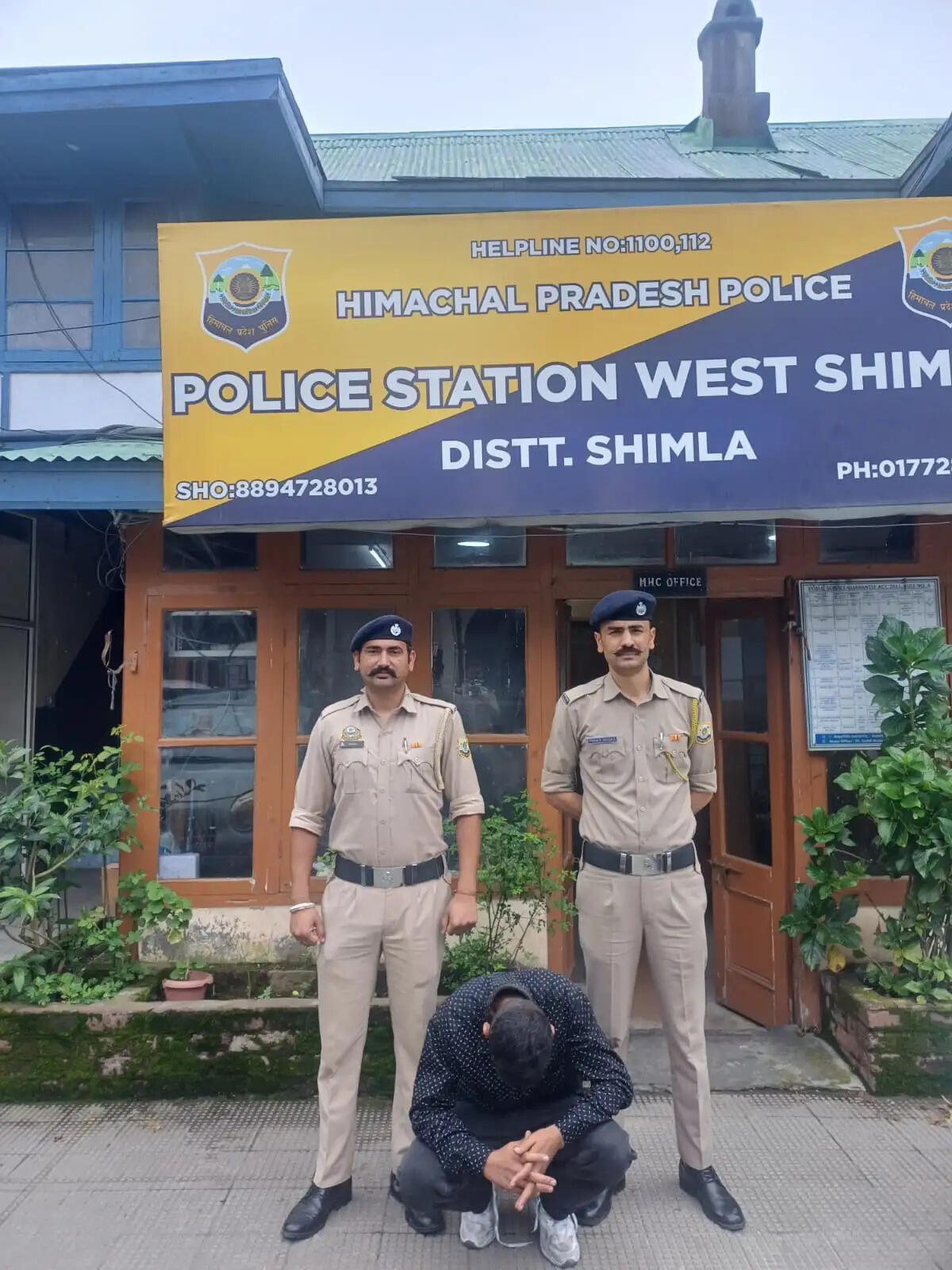 एचआरटीसी बस में चेकिंग के दौरान 12 ग्राम चिट्टे के साथ युवक गिरफ्तार