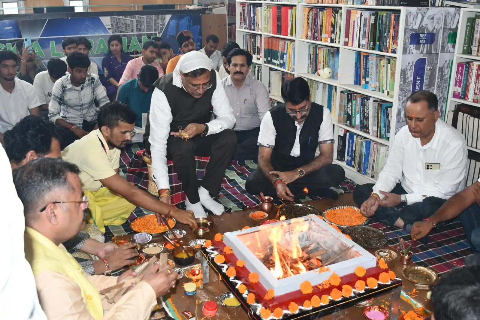 बोलचाल की भाषा बनने पर होगा संस्कृत का संरक्षण : प्रो. बंसल