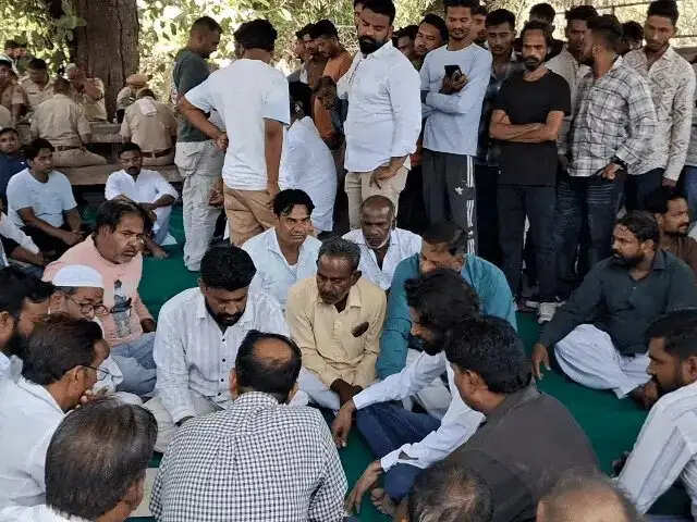वांटेड युवक के तीसरी मंजिल से गिरने का मामला : नागौरी गेट थाना पुलिस कर्मियों पर हत्या, मारपीट और लज्जा भंग का केस दर्ज