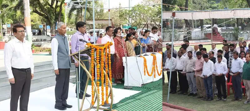 भोपाल : मंत्रालय में राष्ट्रगीत और राष्ट्रगान का हुआ सामूहिक गायन