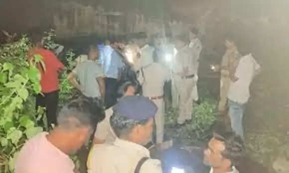 ग्वालियर में आगरा-मुंबई नेशनल हाईवे पर बेकाबू कार ने कांवड़ियों को कुचला, 4 की मौत