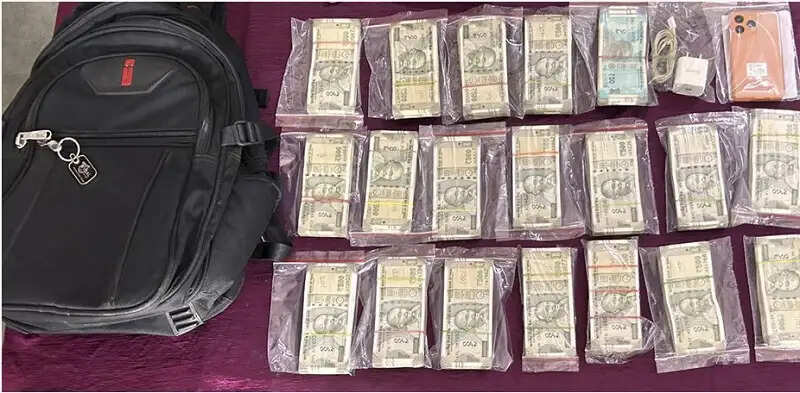 मप्रः विदिशा जीआरपी ने मेमो ट्रेन में 10 लाख रुपये से भरे बैग की चोरी का किया खुलासा, आरोपी गिरफ्तार
