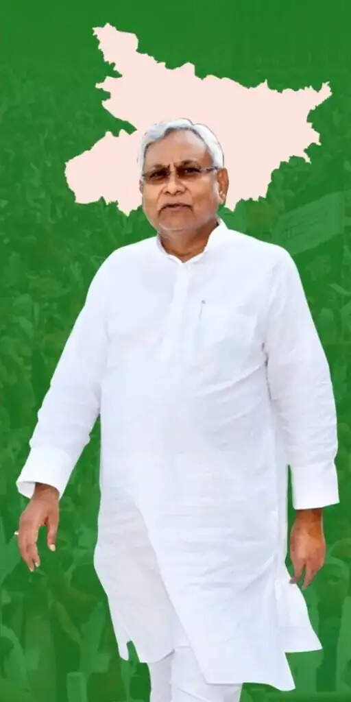 नीतीश कुमार का मुख्यमंत्री पद से इस्तीफा, बिहार की राजनीति में 20 साल से अधिक लंबे ‘नीतीश युग’ का अंत