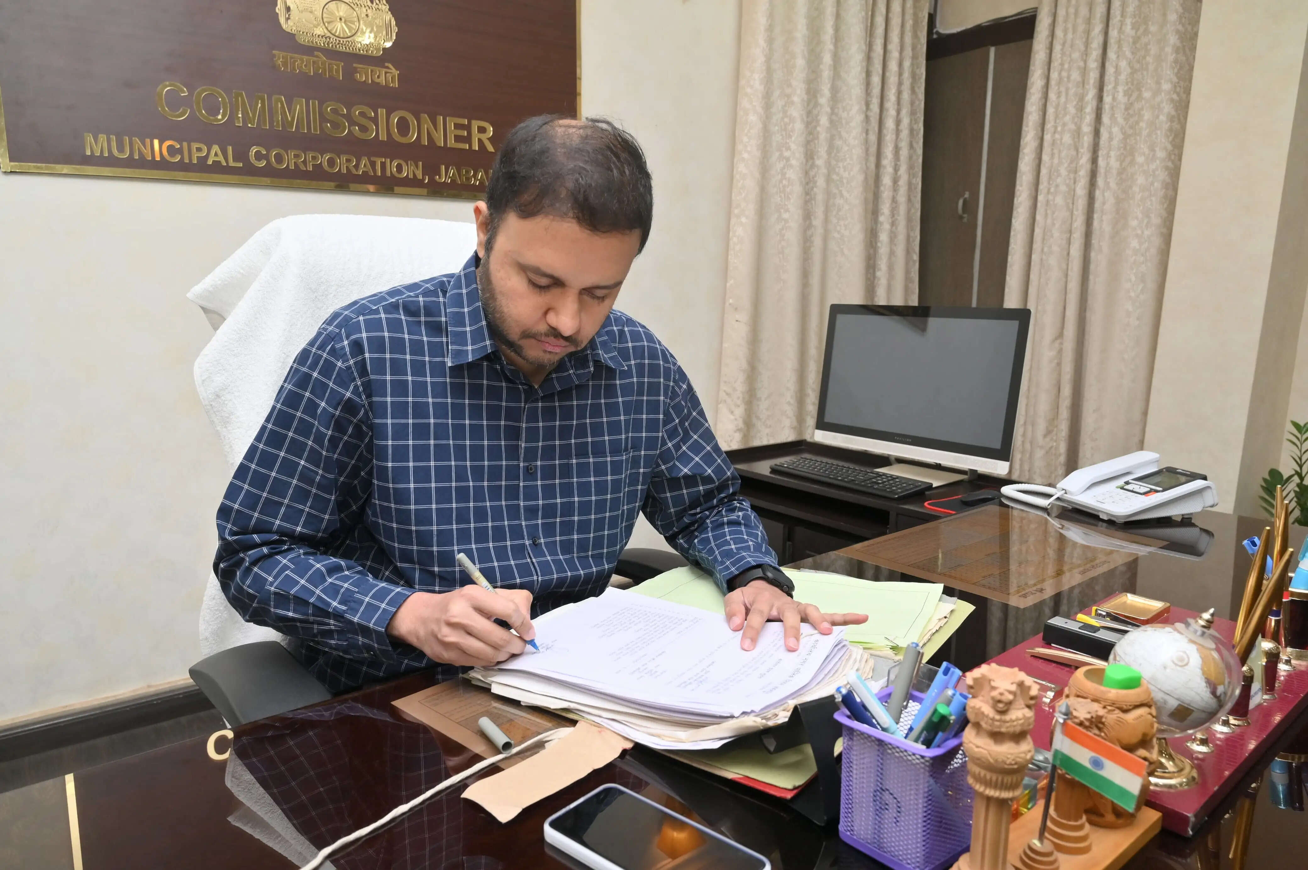 शहर का विकास और जनसमस्याओं का समाधान होंगे नवागत निगमायुक्त की प्राथमिकता
