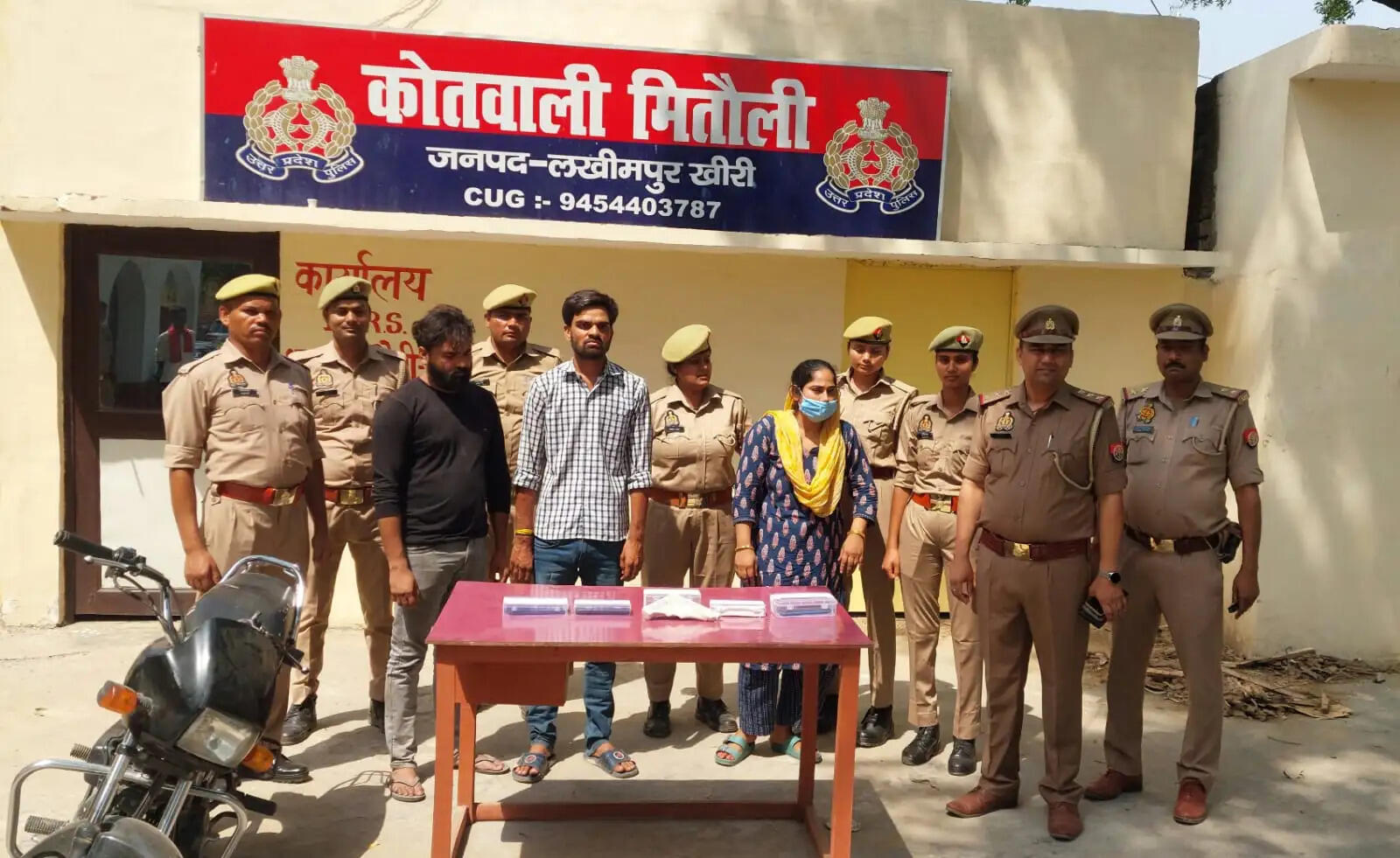 पति की हत्या में पत्नी-प्रेमी समेत तीन गिरफ्तार