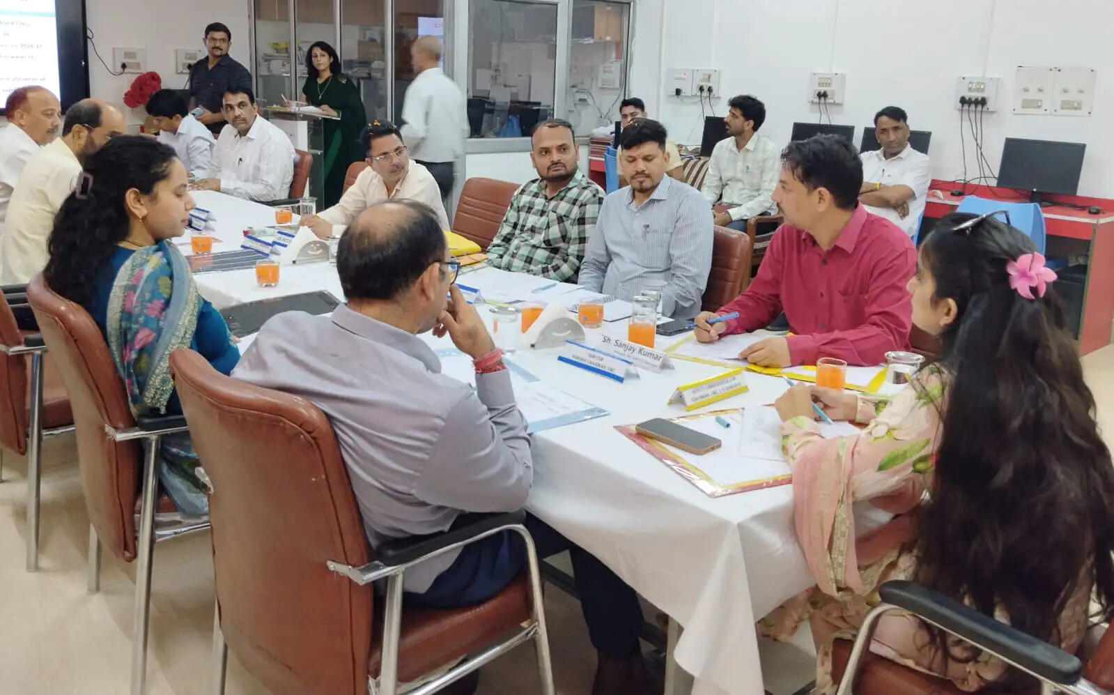 जिलाधीश गंधर्वा राठौड़ ने केंद्रीय विद्यालय में किया वोकेशनल लैब का शुभारंभ