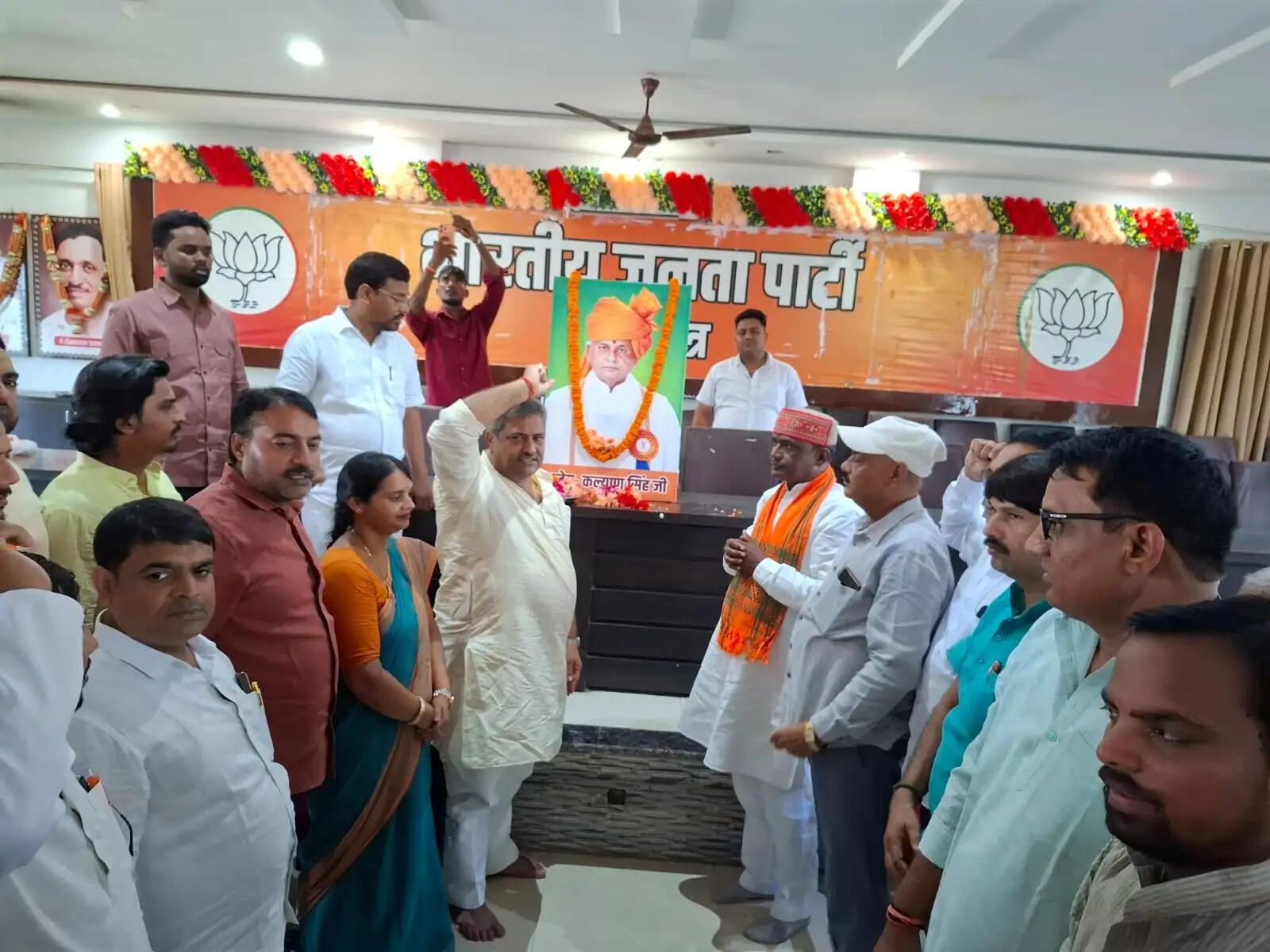 प्रदेश के पूर्व मुख्यमंत्री कल्याण सिंह की पुण्यतिथि मनी, भाजपा नेताओं ने दी श्रद्धांजलि
