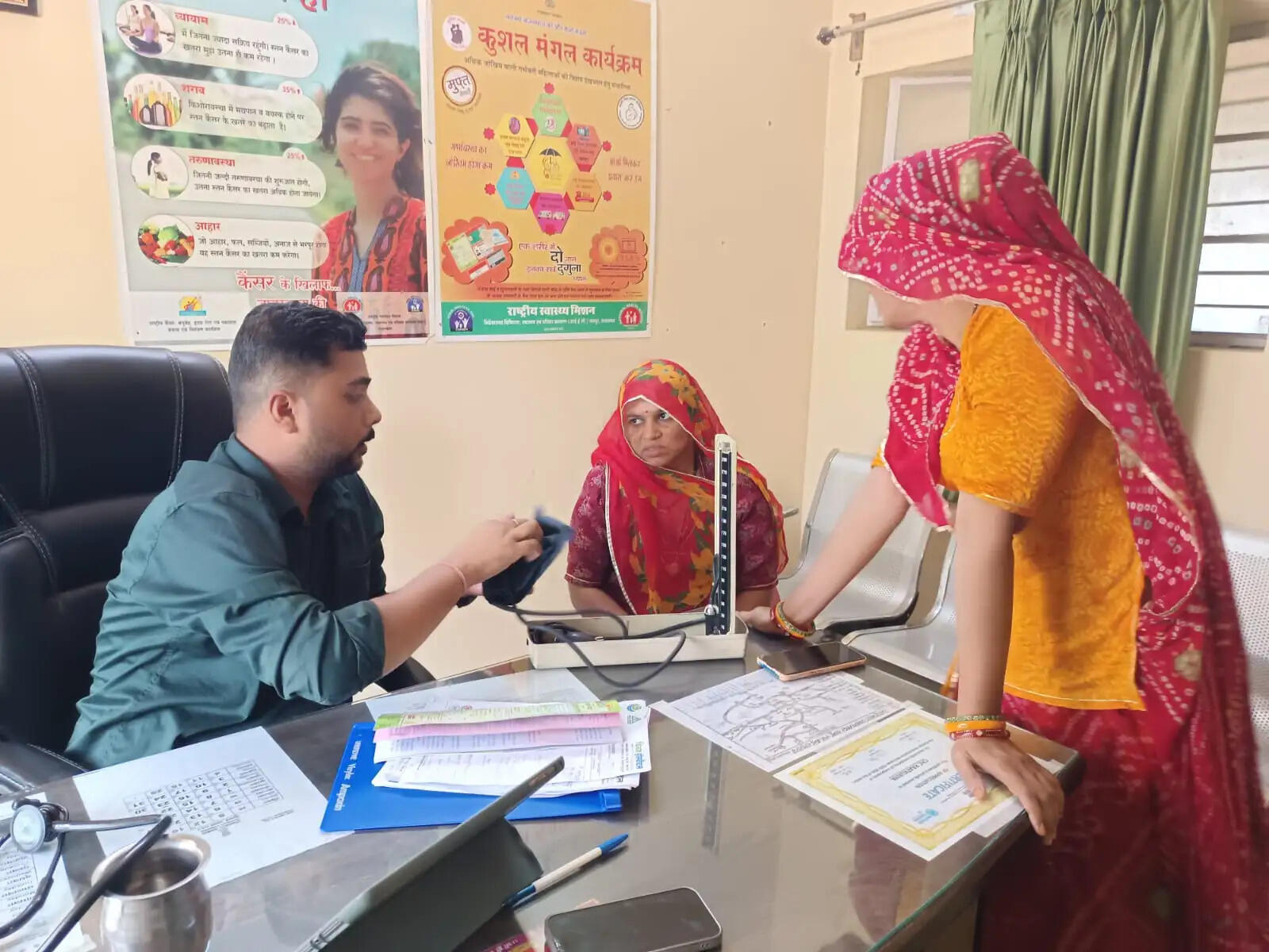 जाेधपुर में गंभीर प्रसूताओं का विशेषज्ञ चिकित्सकों की निगरानी में उपचार जारी