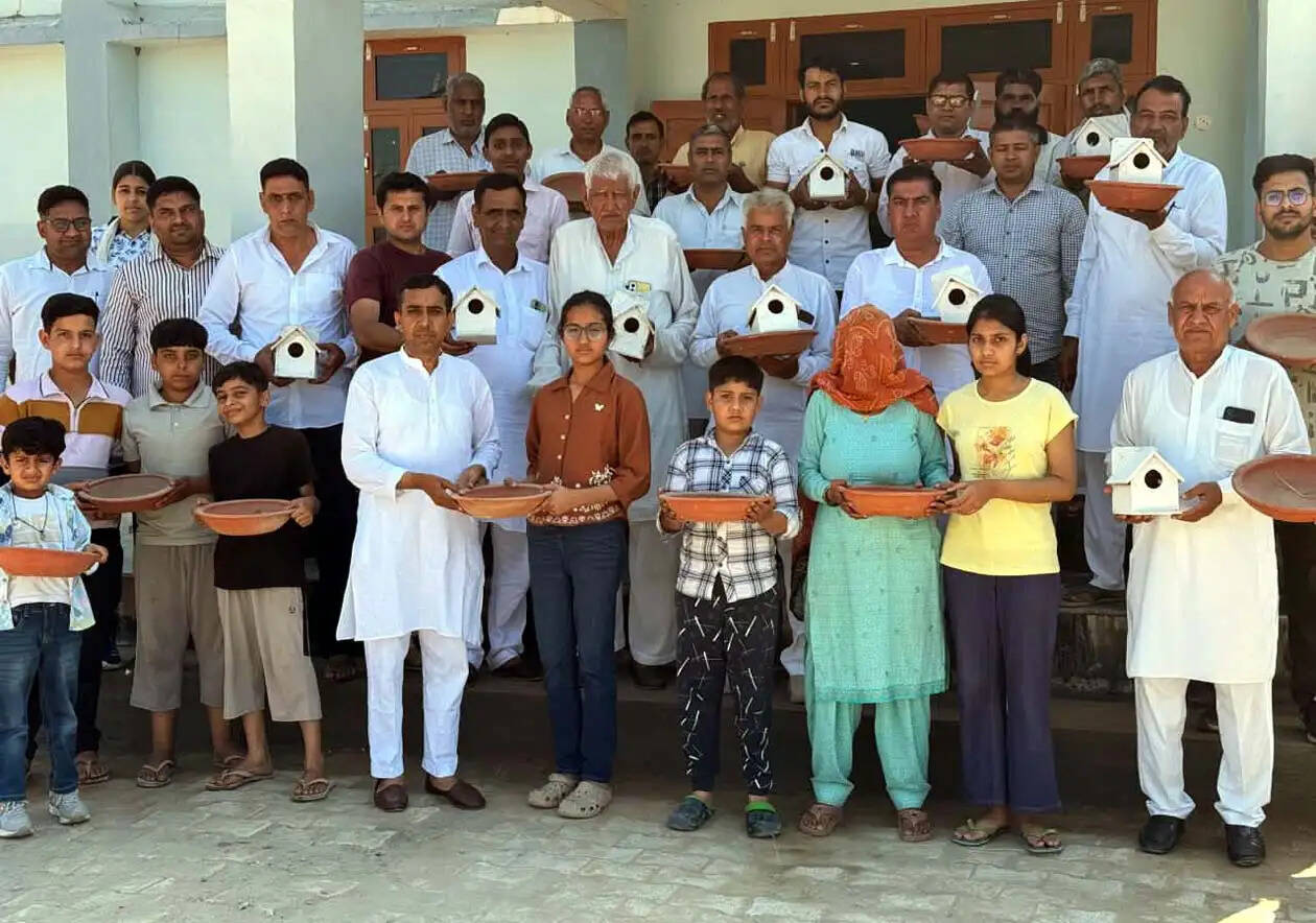 हिसार : थुराना में युवाओं के लिए लाइब्रेरी की सौगात