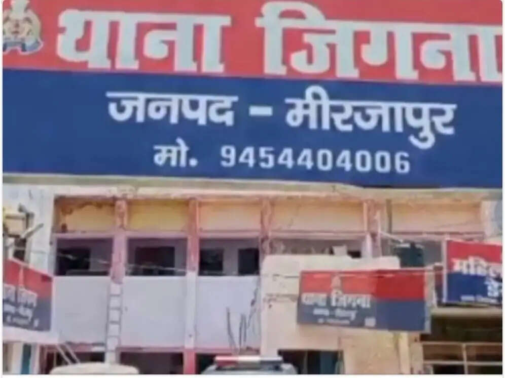गंगा में स्नान कर रहा किशोर डूबा, गोताखोर तलाश में जुटे