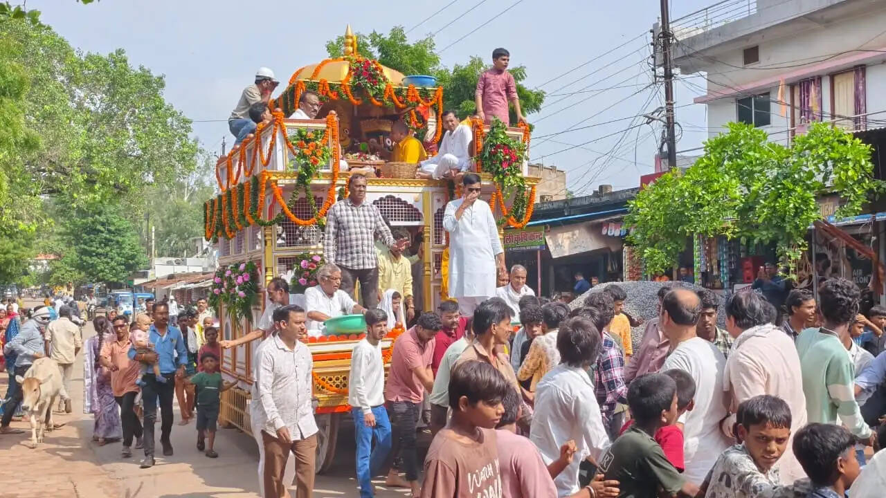 11 दिनों बाद श्री जगन्नाथ की भव्य घर वापसी, जयघोष और श्रद्धा से गूंजा धमतरी