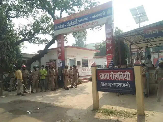 मोबाइल चोरी के आरोप में दंबगों ने किशोर को पीटा, मौत