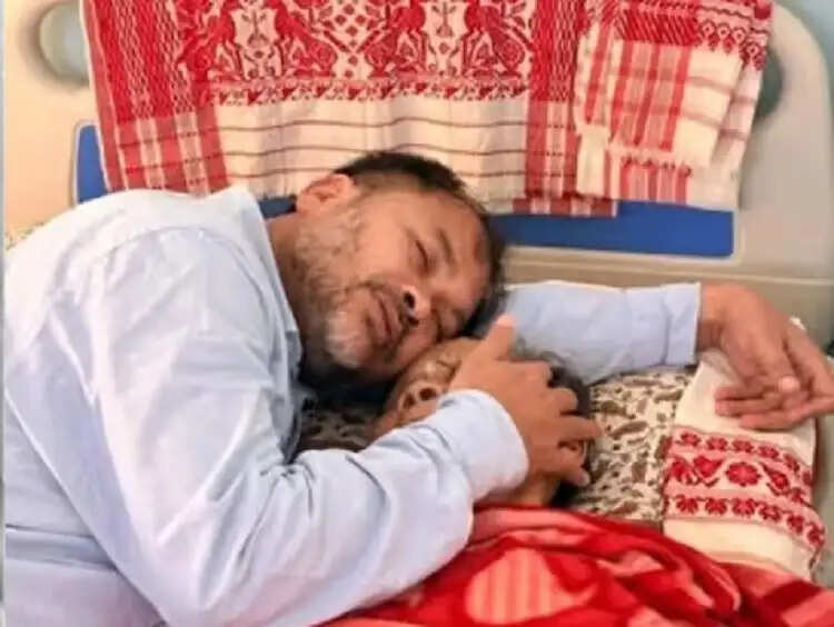 शिवसागर के विधायक अखिल गोगोई की मां का 96 साल की उम्र में निधन