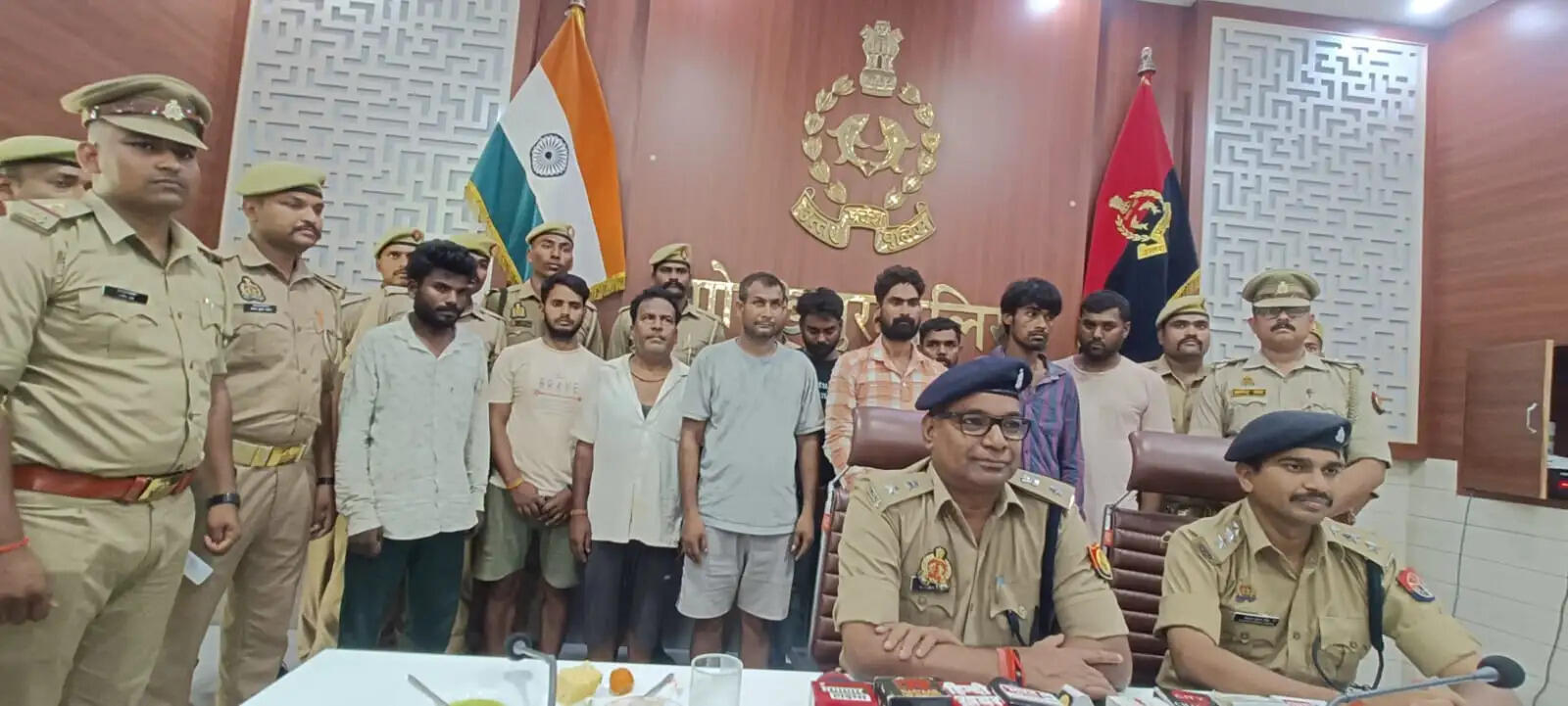 सरकारी स्कूलों और पंचायत भवनों में चोरी करने वाले गैंग के 9 चोर गिरफ्तार