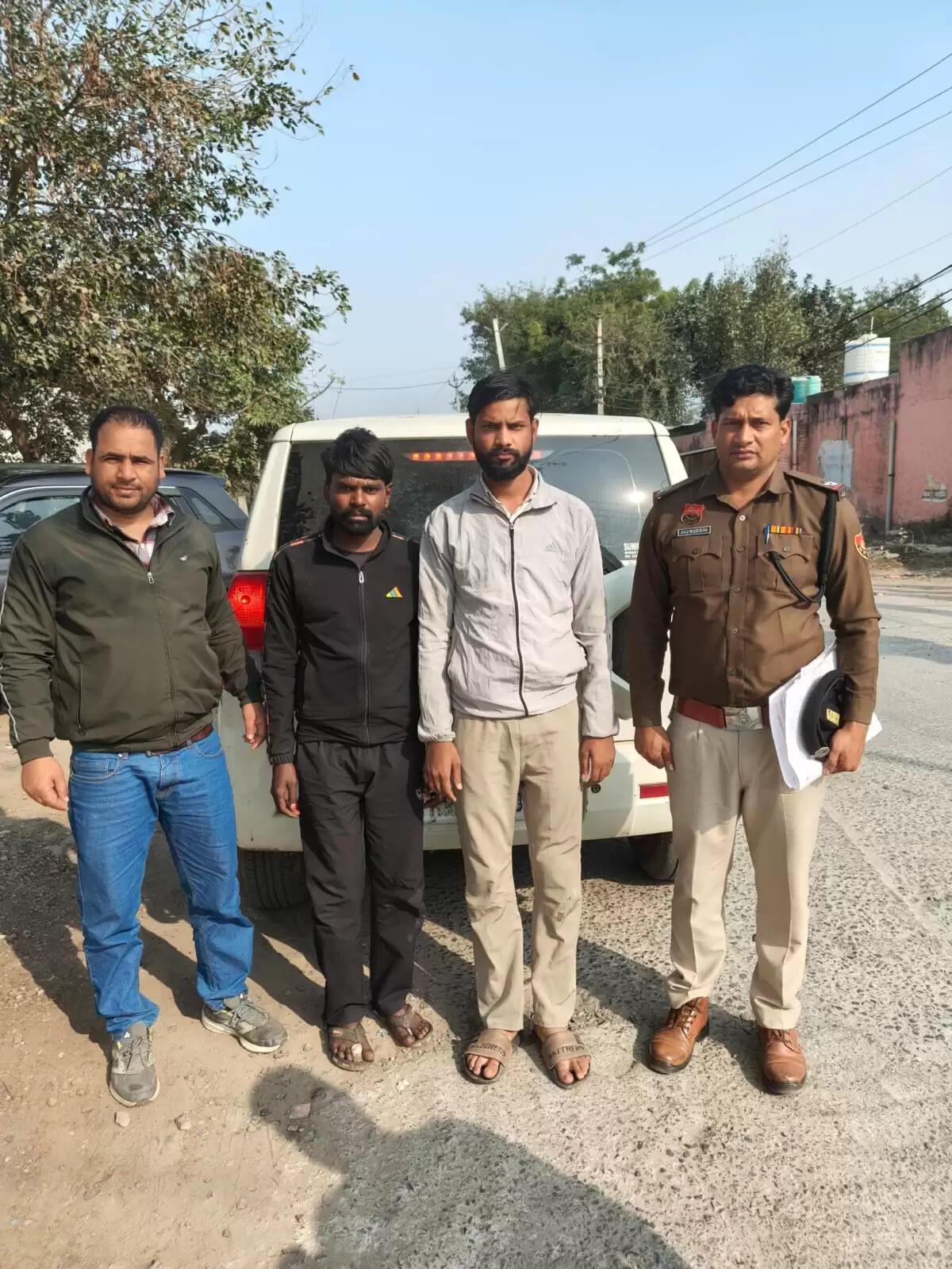 फरीदाबाद : फोन छीनकर खाते से निकाली नकदी, दो आरोपित गिरफ्तार