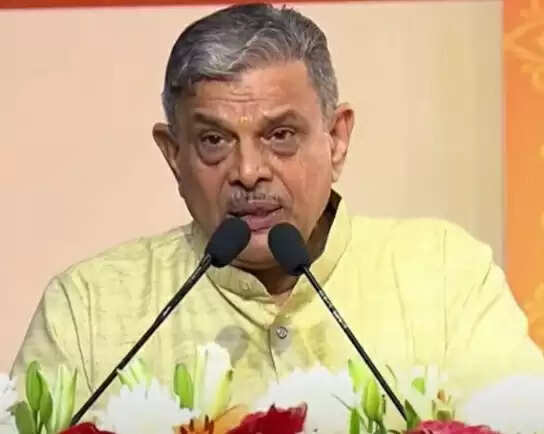 धरती आबा भगवान बिरसा मुंडा का 150 वाँ जन्म वर्ष : सरकार्यवाह दत्तात्रेय होसबाले