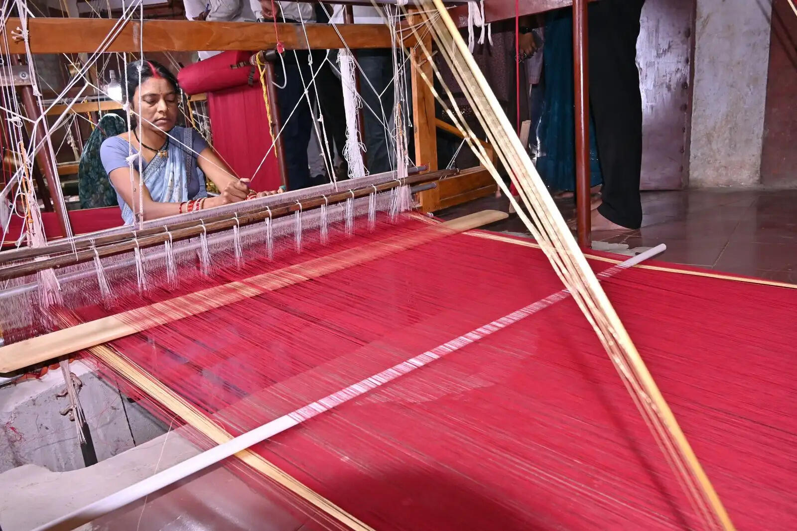 धमतरी जिले में संबलपुरी साड़ी केंद्र को मिलेगी नई पहचान