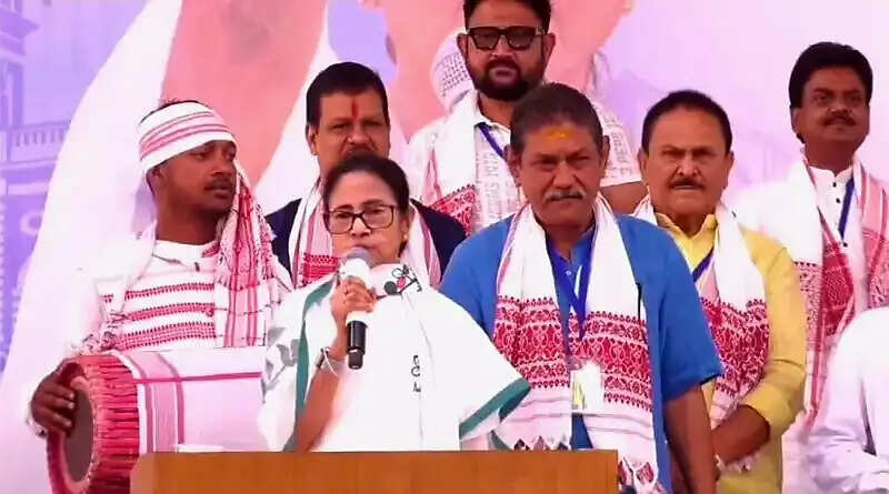 ममता बनर्जी ने रानीगंज भू धंसान प्रभावित लोगों को फ्लैट और मुआवजा देने का किया ऐलान