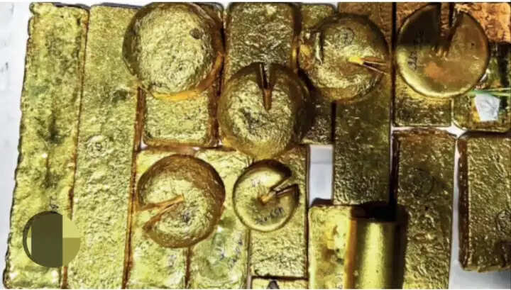 गुवाहाटी में 37 किग्रा सोने के बिस्कुट जब्त, महाराष्ट्र का युवक गिरफ्तार