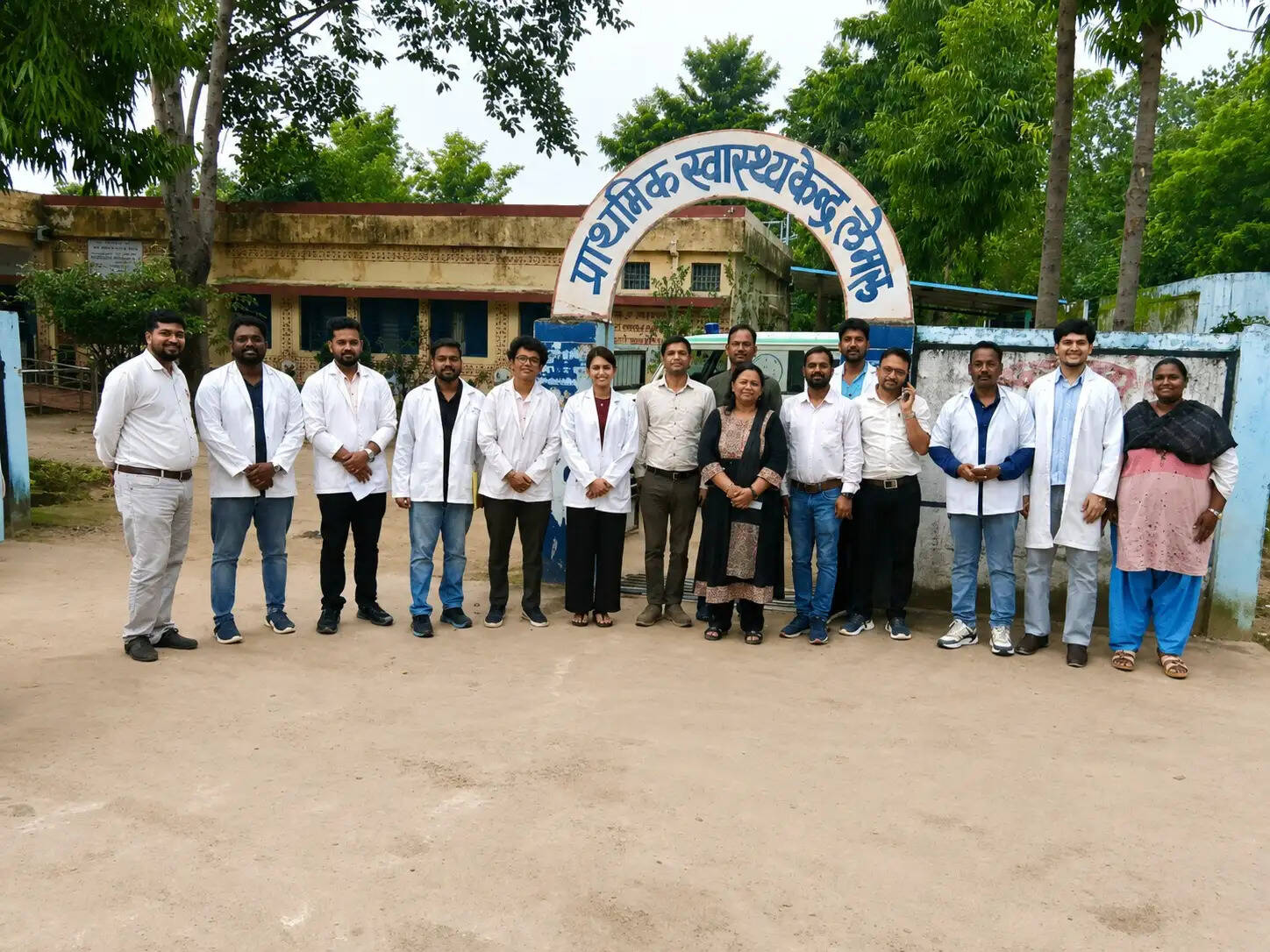 कोरबा जिला अस्पताल की टीम ने चलाया स्वास्थ्य अभियान, घर-घर पहुंचकर की मलेरिया जांच