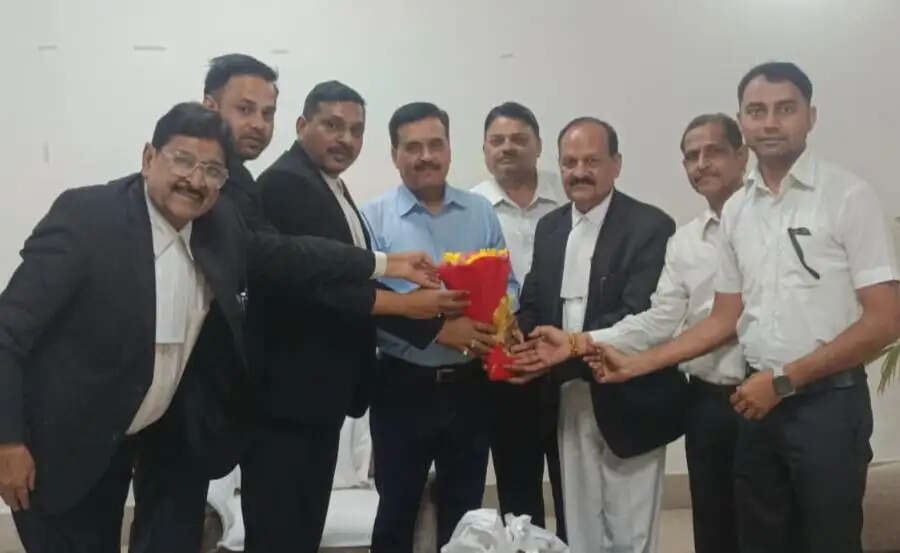 बार और बेंच में समन्वय जरूरी : नीरज तिवारी